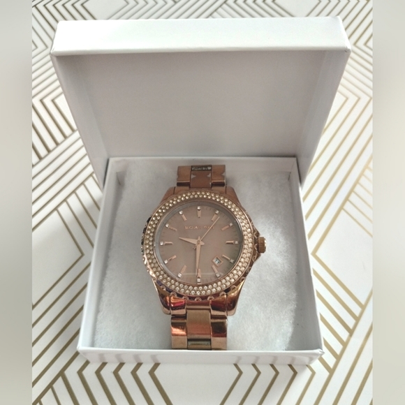 Michael Kors 5453 Rose Gold Tone Runway - Picture 11 of 14